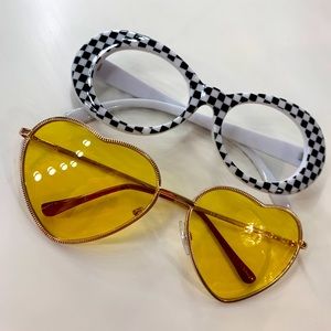 2 pair of sunglasses